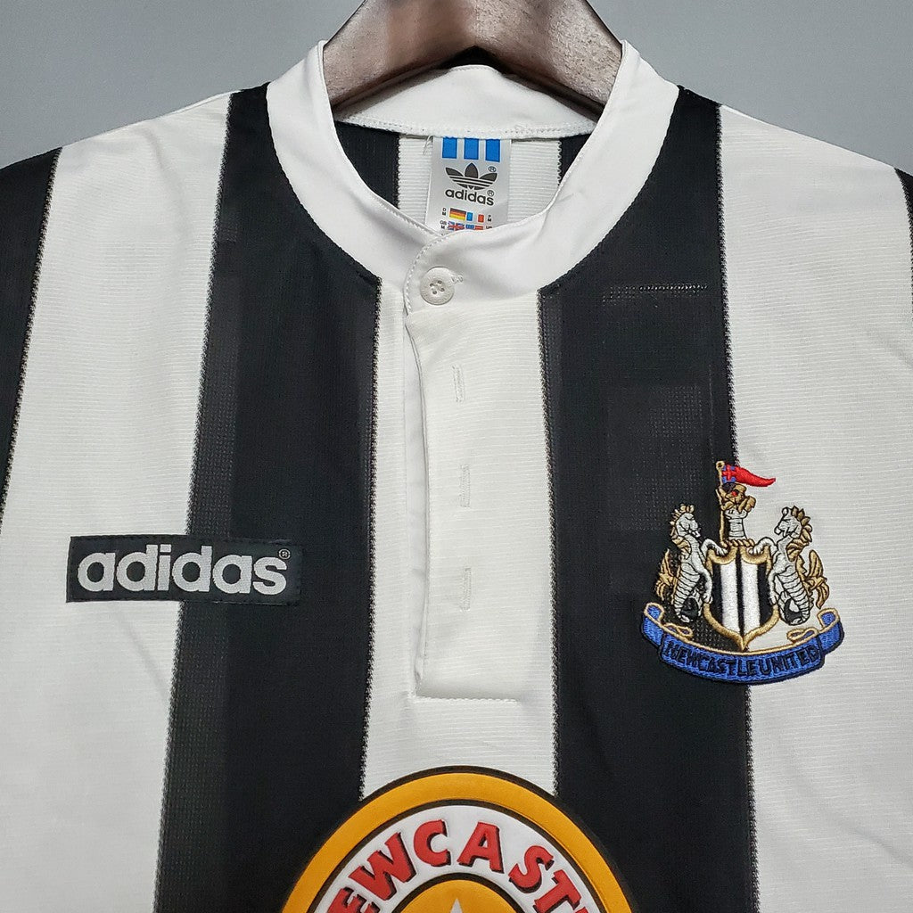 Newcastle United 1995-97 Home Retro Football Jersey(Pre-book)